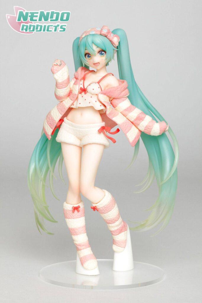 miku casual wear figure