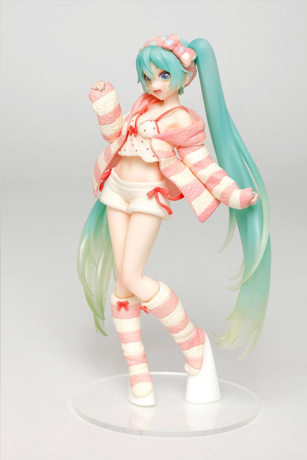 Taito - Hatsune Miku Room Wear Version | Nendo Addicts